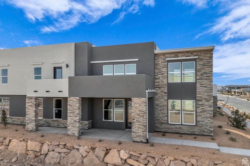 560 W Aqua Cv, St. George, UT, 84790-2753 | Card Image