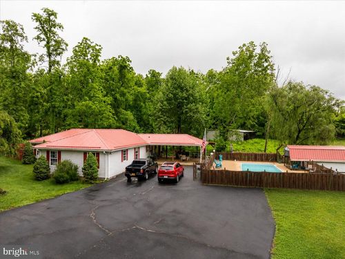 11419 Oak Grove Rd, BRISTOL, VA, 24202-2737 | Card Image