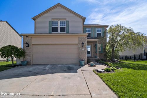 56546 Winding Creek Dr, Macomb, MI, 48042-1186 | Card Image