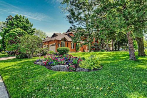 4326 Bridlepath Trail, Mississauga, ON, L5L3K4 | Card Image