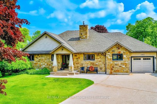 203 Campbell Cres, Kincardine, ON, N2Z1B9 | Card Image