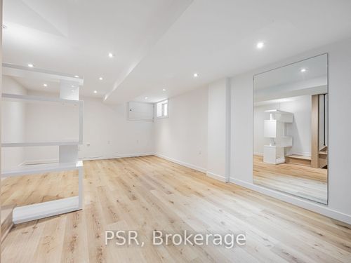 lower-371 Mcroberts Ave, York, ON, M6E4R1 | Card Image