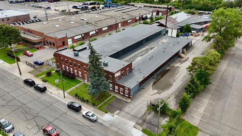 10501 Haggerty St, Dearborn, MI, 48126-1906 | Card Image