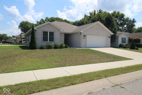 1000 James Ave, Seymour, IN, 47274 | Card Image