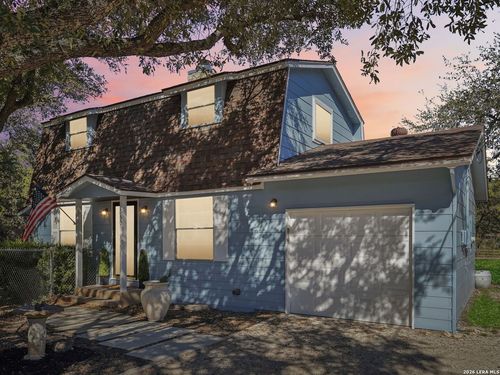 850 Riviera Dr, Canyon Lake, TX, 78133-4070 | Card Image