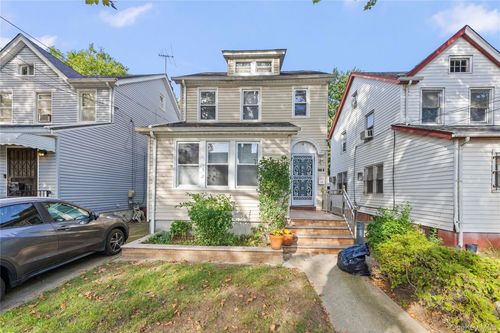 24111 Newhall Ave, Rosedale, NY, 11422-2408 | Card Image