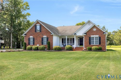 9991 Revolutionary Pl, Mechanicsville, VA, 23116-6620 | Card Image