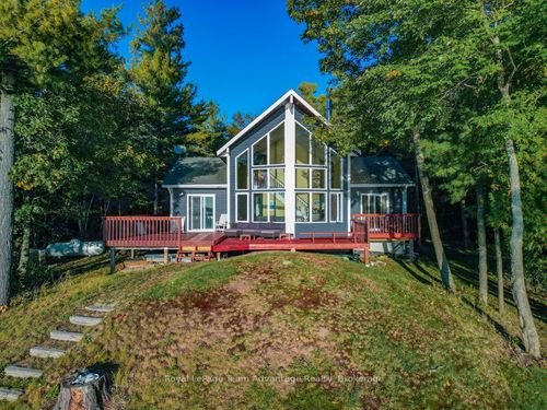 37 Richard'S Lake Rd, Nobel, ON, P0G1G0 | Card Image