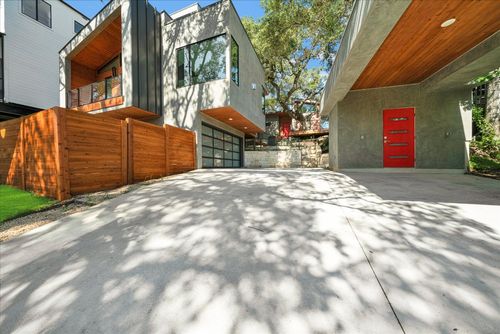 b-2610 Carnarvon Ln, Austin, TX, 78704-5602 | Card Image