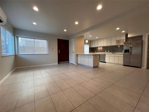 a-8922 Trone Circle, Austin, TX, 78758 | Card Image