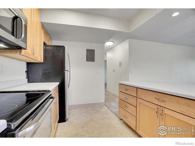 Fresh interior paint throughout the entire house! | Image 13