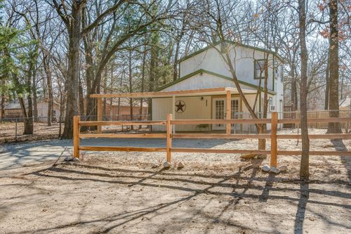 135 Oak Haven Dr, Gun Barrel City, TX, 75156-3518 | Card Image