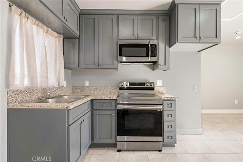 1520 W 215th St, Torrance, CA, 90501-3026 | Card Image