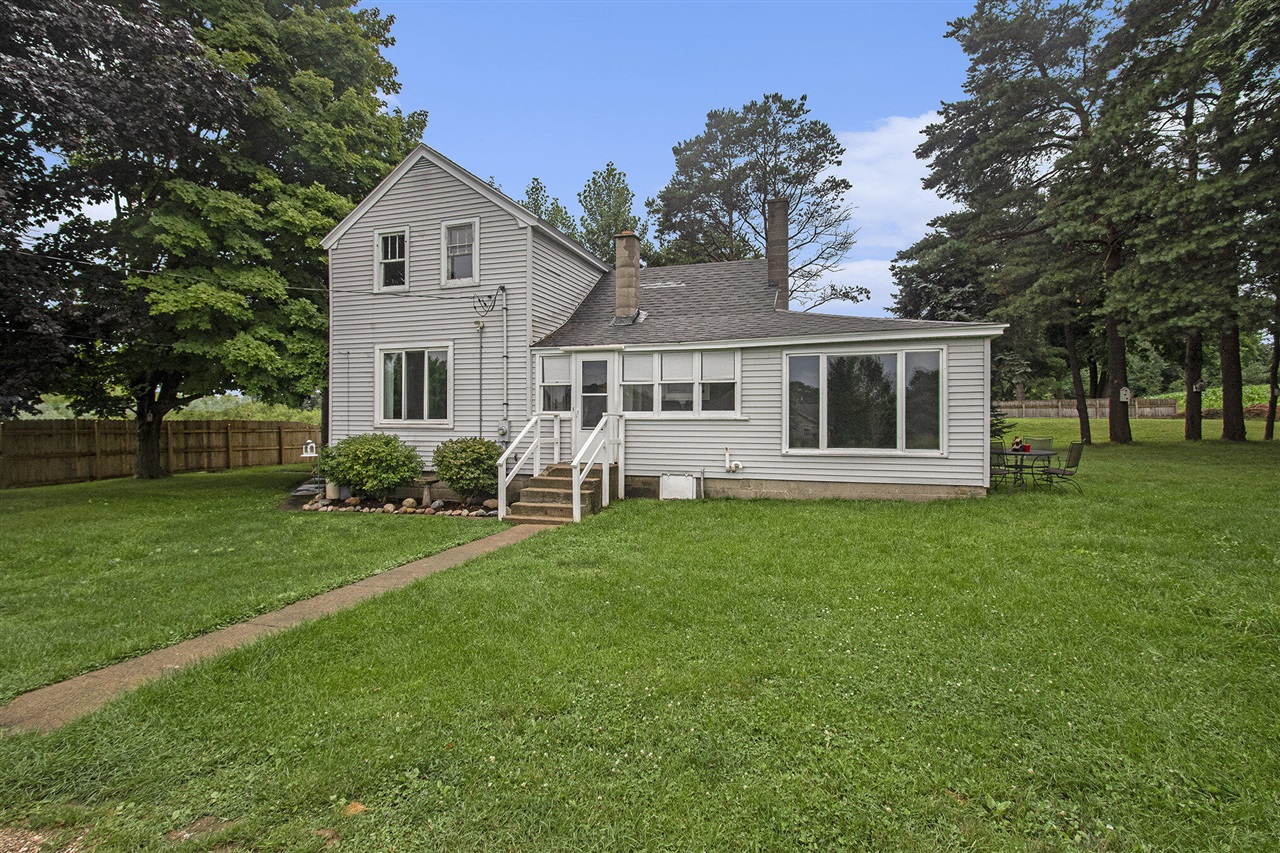 North St, Holton, MI 49425