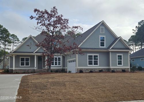 660 Breezewood Dr Se, Bolivia, NC, 28422-8347 | Card Image