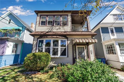 153 Dearborn St, Buffalo, NY, 14207-3102 | Card Image