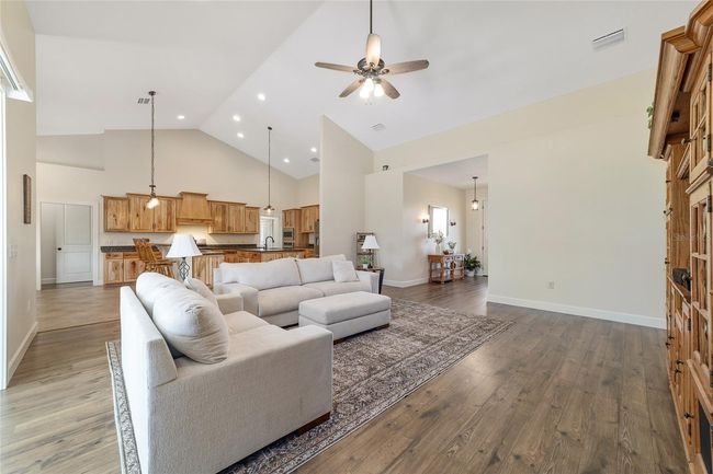 3412 Ne 106 Th St, House other with 4 bedrooms, 3 bathrooms and null parking in Anthony FL | Image 15
