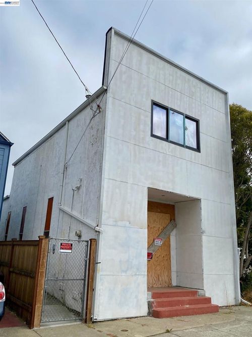 1124 1124 63rd Street, Oakland, CA, 94608 | Card Image