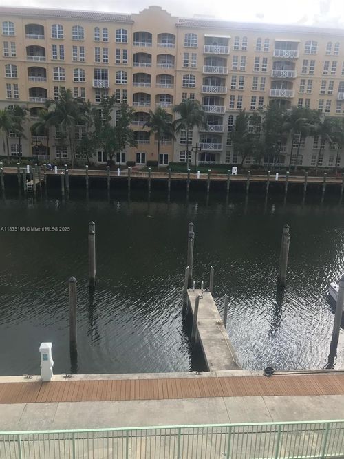 apt-222-2950 Ne 188th St, Aventura, FL, 33180-2792 | Card Image