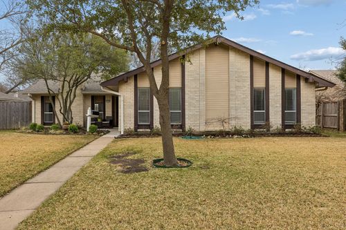 2305 Lawnmeadow Dr, Richardson, TX, 75080-2340 | Card Image