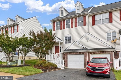 9 Ann Marie Ct, NEWARK, DE, 19702-5434 | Card Image