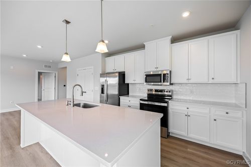 203-6725 Citory Way, Moseley, VA, 23120-1856 | Card Image