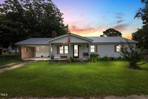 103 Hope St, Erwin, NC, 28339-2441 | Card Image