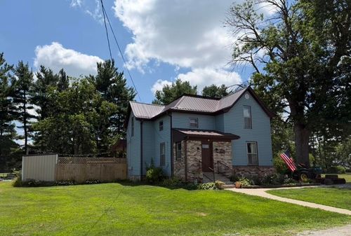 221 W Mill St, Goodland, IN, 47948-8151 | Card Image