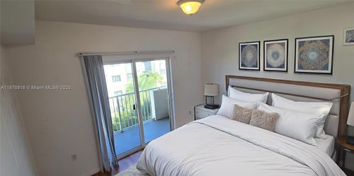 apt-401-11060 Sw 196th St, Cutler Bay, FL, 33157-6605 | Card Image