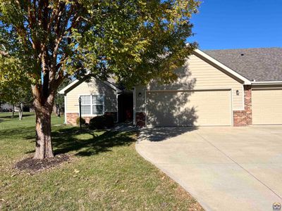 2741 Coralberry Ct, Townhouse with 2 bedrooms, 2 bathrooms and null parking in Lawrence KS | Image 1