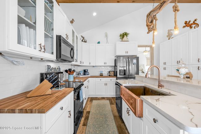 B - 18 Vip Is, House other with 2 bedrooms, 2 bathrooms and null parking in Grant FL | Image 23