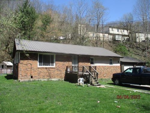 160 Redwood Dr, Raven, VA, 24639-7658 | Card Image