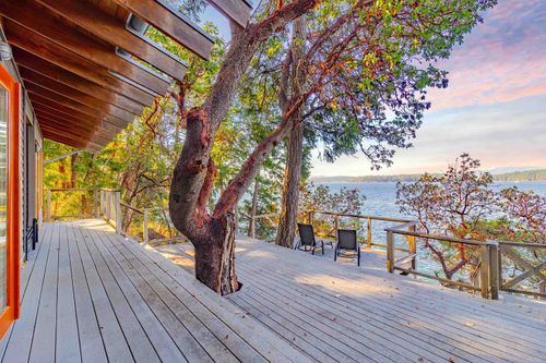 19795 Porlier Pass Rd, Galiano Island, BC, V0N1P0 | Card Image