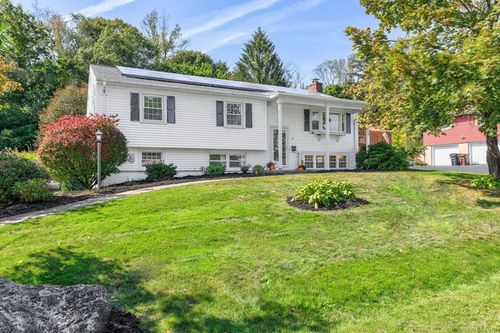10 Meadowbrook Rd, Auburn, MA, 01501-3164 | Card Image