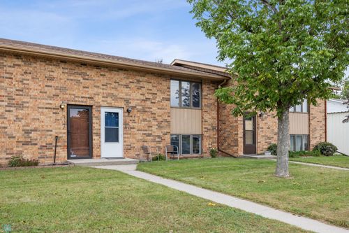 5-1028 Front St, Casselton, ND, 58012-3400 | Card Image