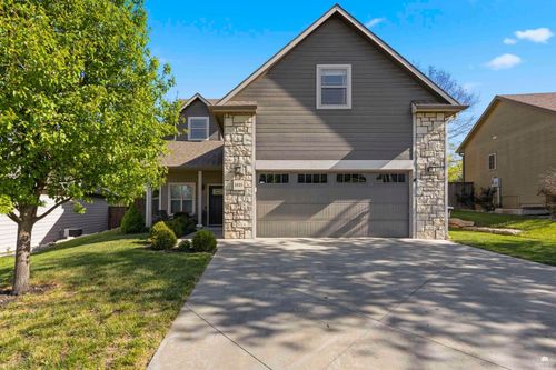 2225 Buckner Dr, Manhattan, KS, 66503-2159 | Card Image