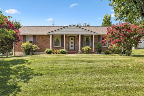 413 Hilltop Dr, Columbia, TN, 38401-4921 | Card Image