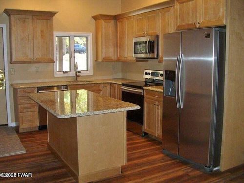 unit-b-116B Snowball Ln, Tafton, PA, 18464-9777 | Card Image