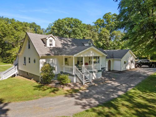 2431 Albany Post Rd, Walden, NY, 12586-2247 | Card Image