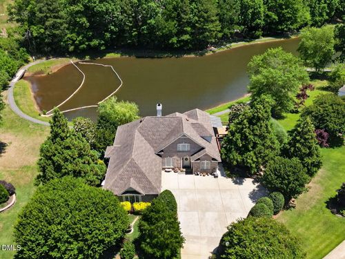 139 Lake Point Dr, Clayton, NC, 27527-5217 | Card Image