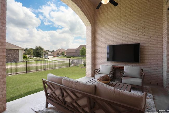 129 Wild Rose Hl, House other with 4 bedrooms, 3 bathrooms and null parking in Boerne TX | Image 34