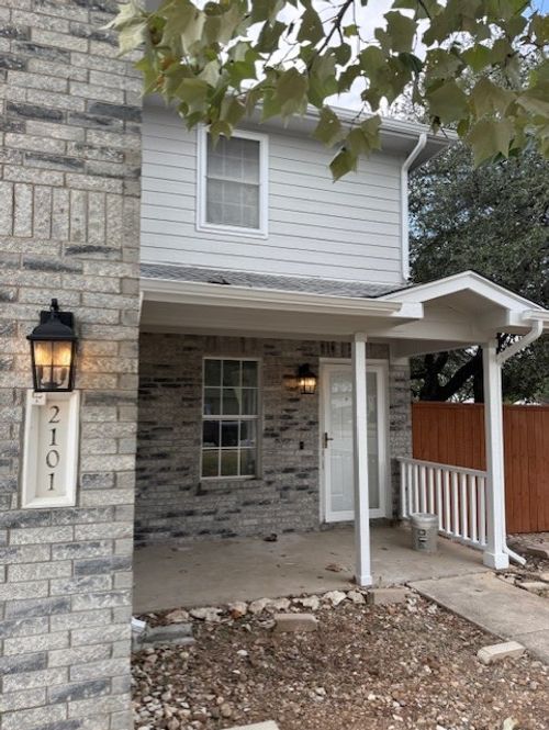 2101 Bridal Path, Cedar Park, TX, 78613-6938 | Card Image