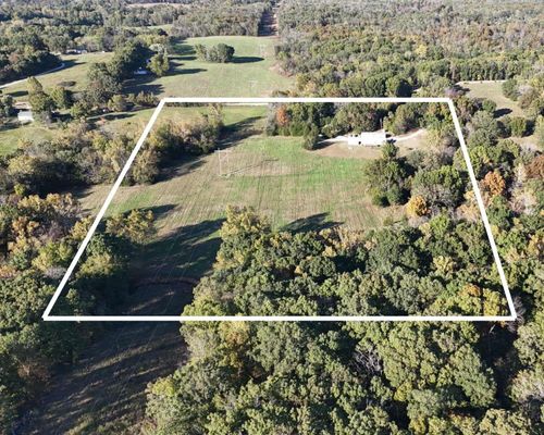 19180 E 920th Rd, Humansville, MO, 65674-8044 | Card Image