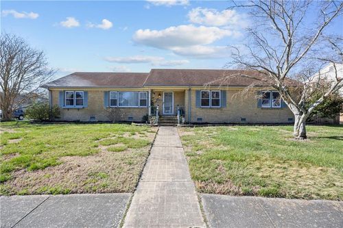 5233 Stratford Chase Dr, Virginia Beach, VA, 23464-5620 | Card Image