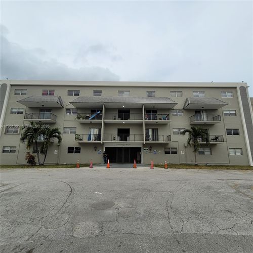 apt-205-5100 Sw 41st St, Pembroke Park, FL, 33023-6988 | Card Image
