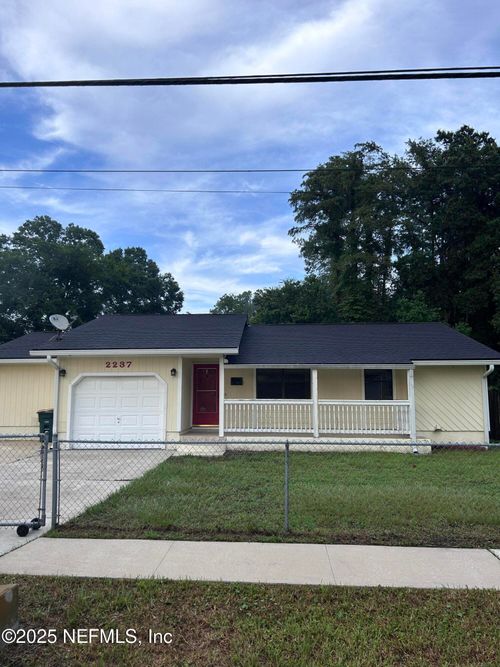 2237 Lake Dr, JACKSONVILLE, FL, 32246-2132 | Card Image