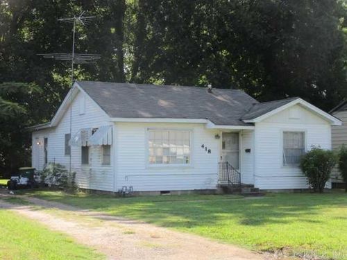 418 Mills St, North Little Rock, AR, 72117-4818 | Card Image