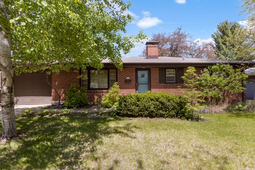 2619 Karen Dr, Rockford, IL, 61101-1837 | Card Image