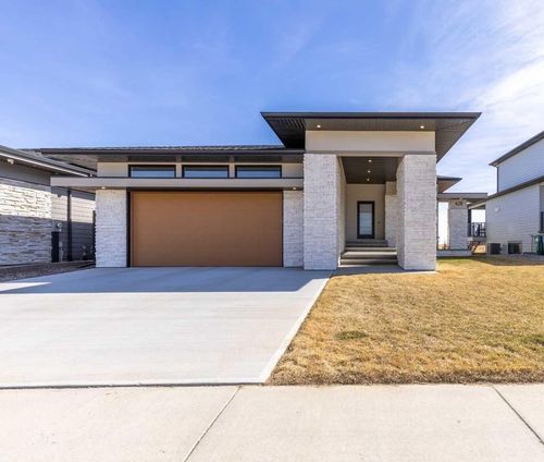 428 Canyon Ridge Cir W, Lethbridge, AB, T1K8K3 | Card Image