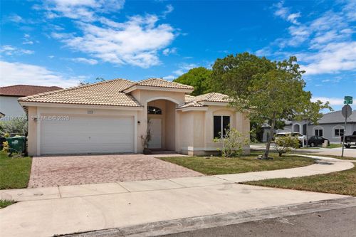 9264 Sw 209th Ter, Cutler Bay, FL, 33189-3416 | Card Image